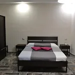 Gryllus Bed & Breakfast